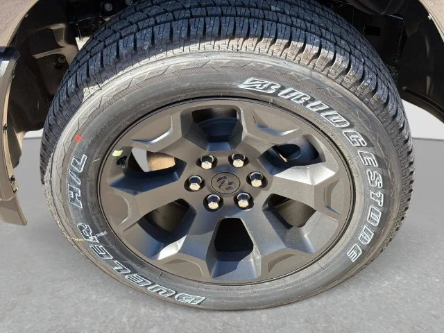 New 2026 Granite Crystal Metallic Clear-Coat Exterior Paint RAM Big Horn/Lone Star image 13