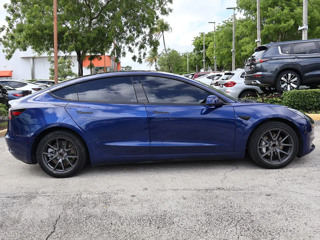 Used 2023 Blue Tesla Base image 19