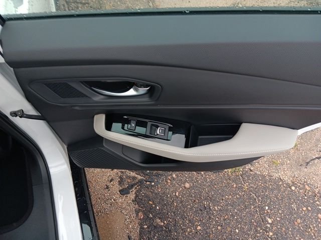 2025 Honda Accord Hybrid Touring - Photo 32