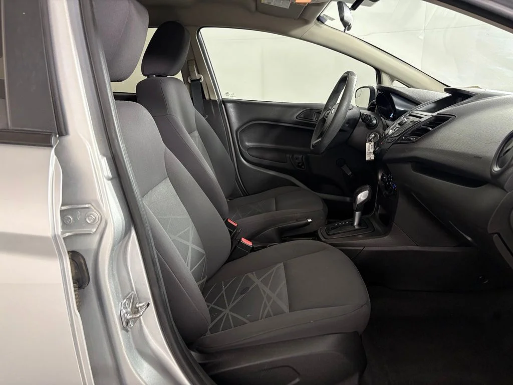 Used 2015 Silver Ford S image 33