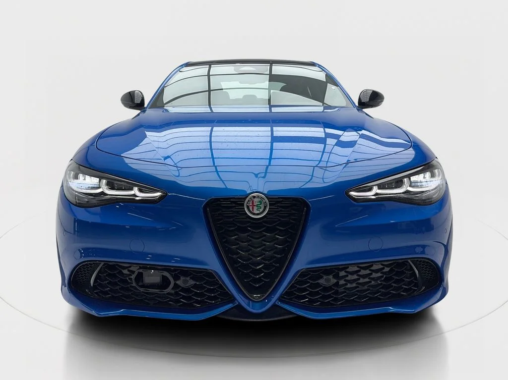 New 2026 Blue Alfa Romeo Base image 5