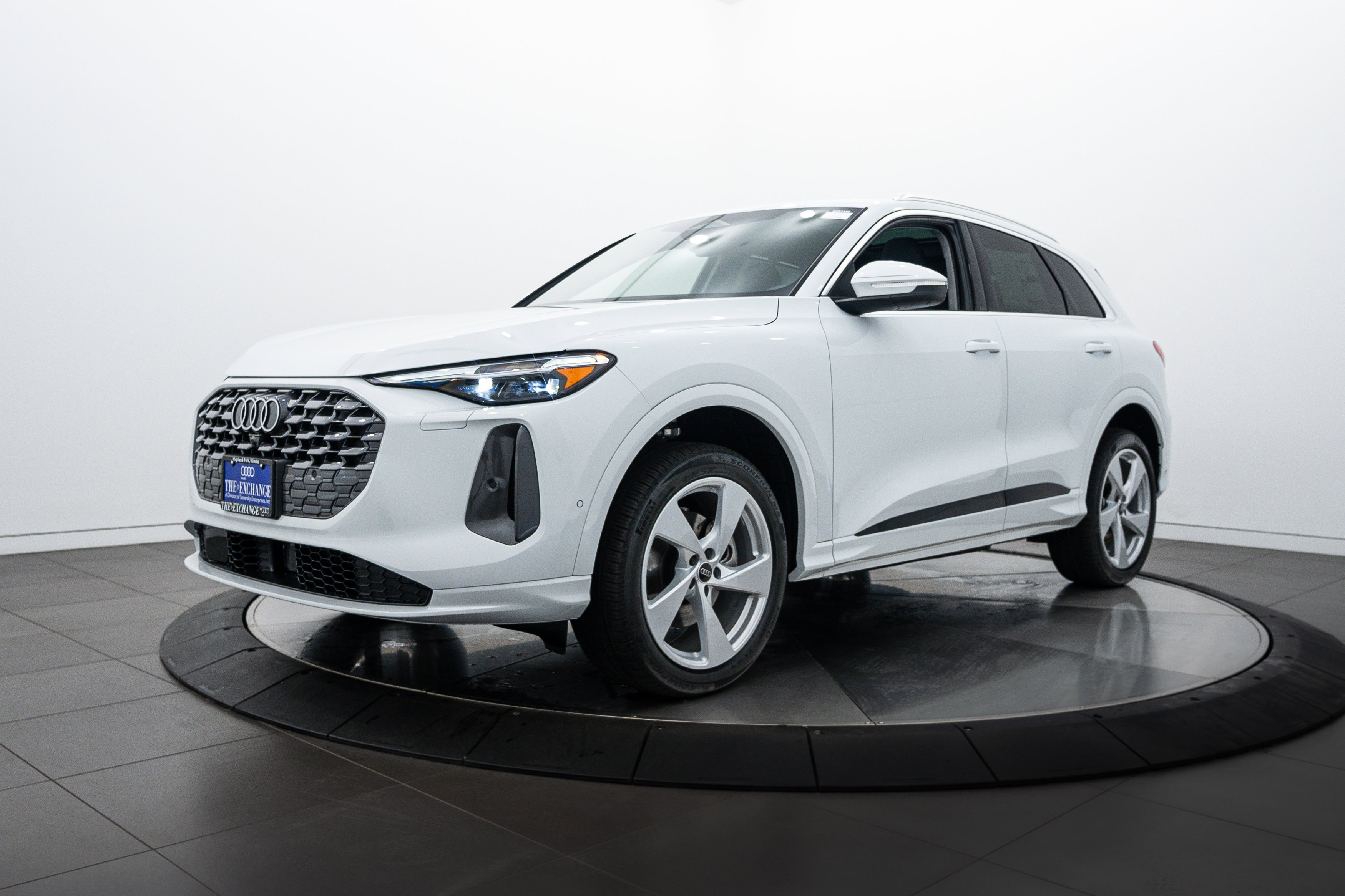 2025 Audi Q5 Premium Plus - Photo 6