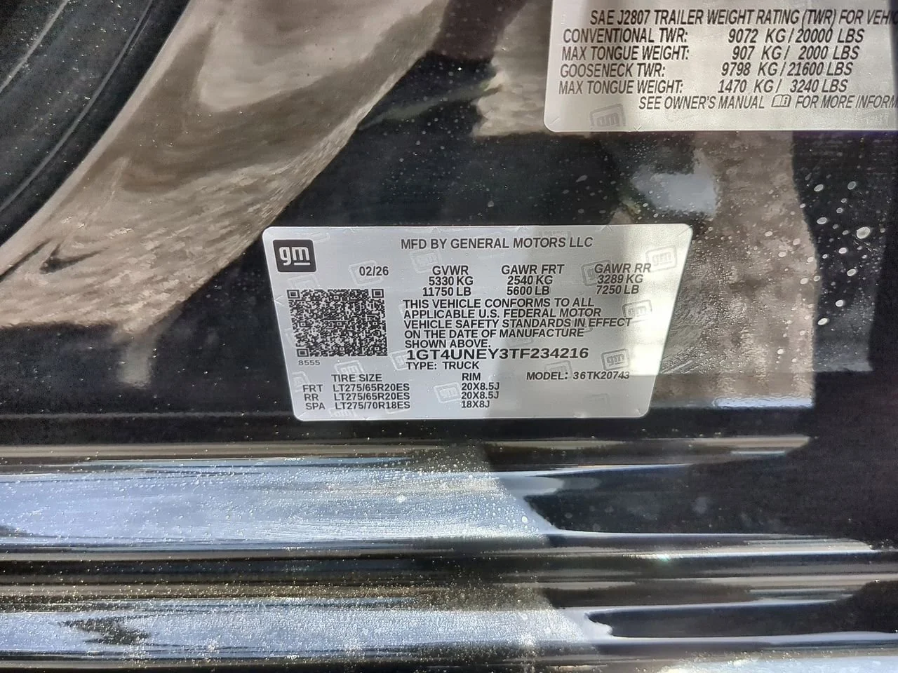 New 2026 Onyx Black GMC SLT image 35