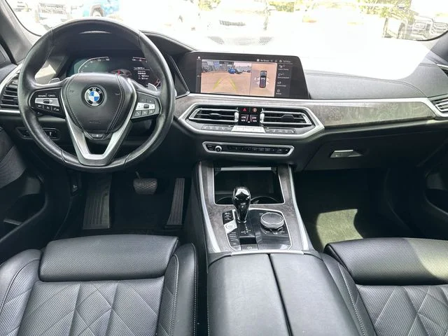 Used 2023 Gray BMW xDrive40i image 16