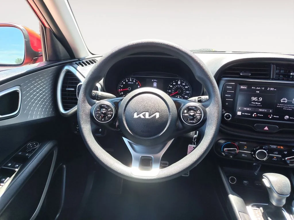 Used 2022 Red Kia LX image 12