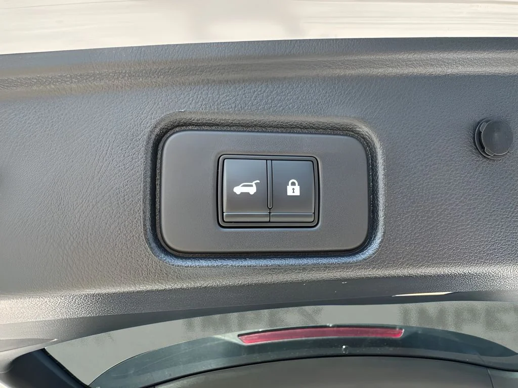 Used 2023 Gray Nissan Platinum image 34