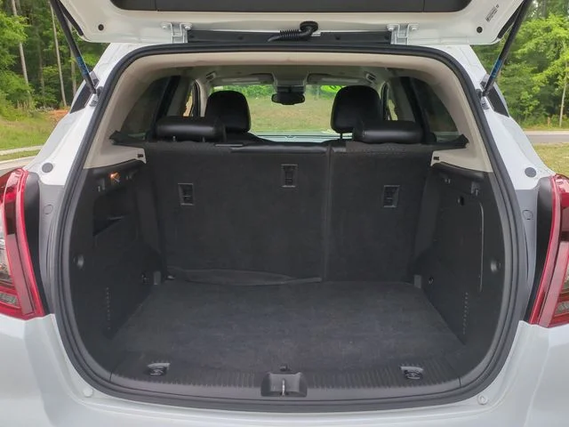Used 2019 White Buick Preferred image 23