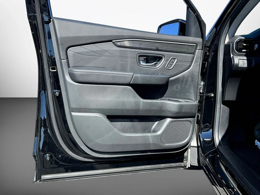 New 2026 Crystal Black Pearl Honda AWD Touring image 23