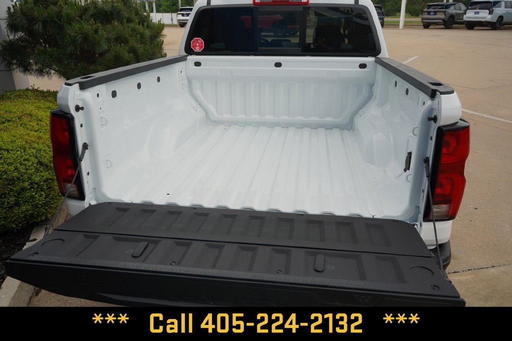 New 2026 Summit White Chevrolet Z71 image 15