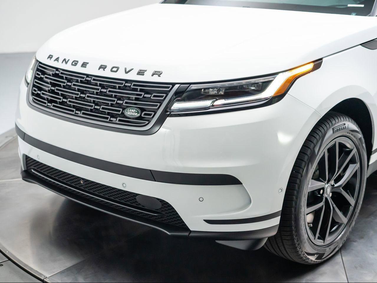 New 2026 Fuji White Land Rover S image 9