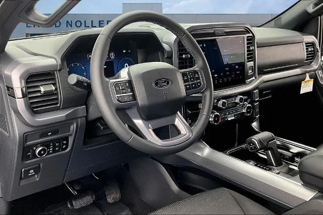 New 2026 Agate Black Metallic Ford XLT image 7