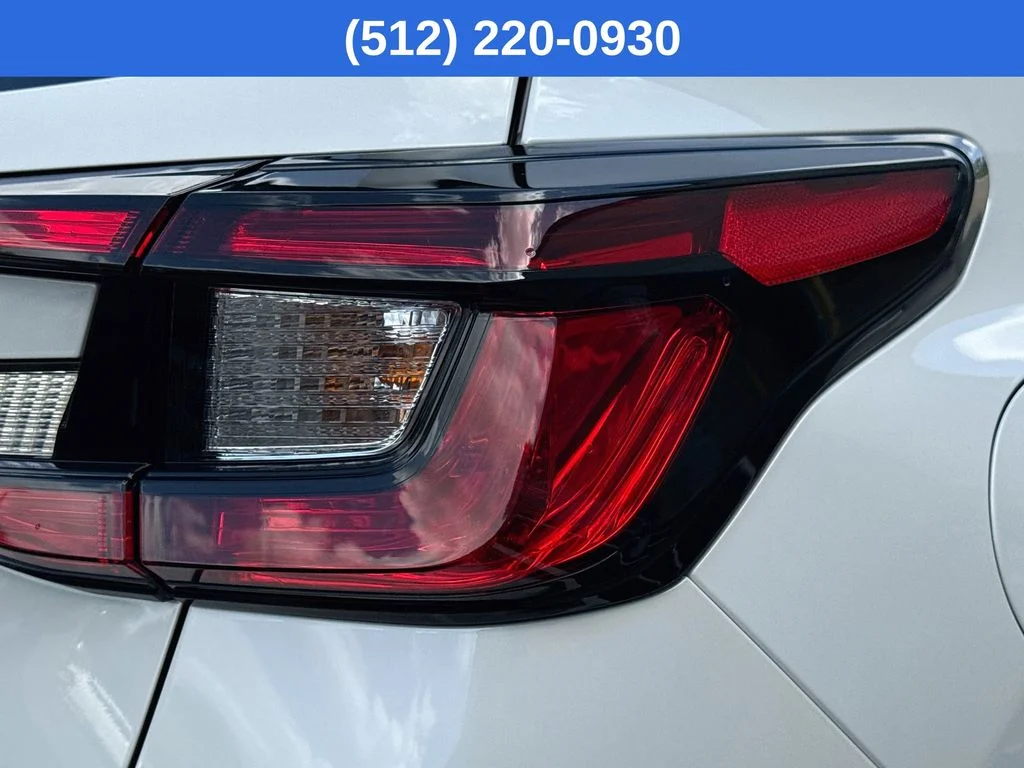 New 2026 White Subaru Base image 32