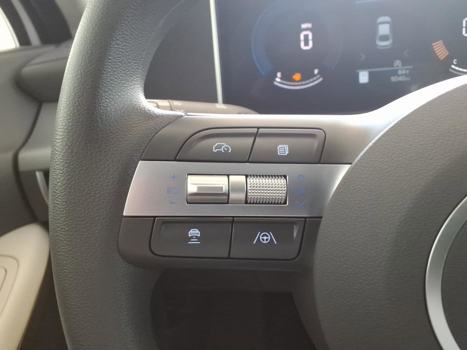 2025 Hyundai Sonata SE - Photo 29