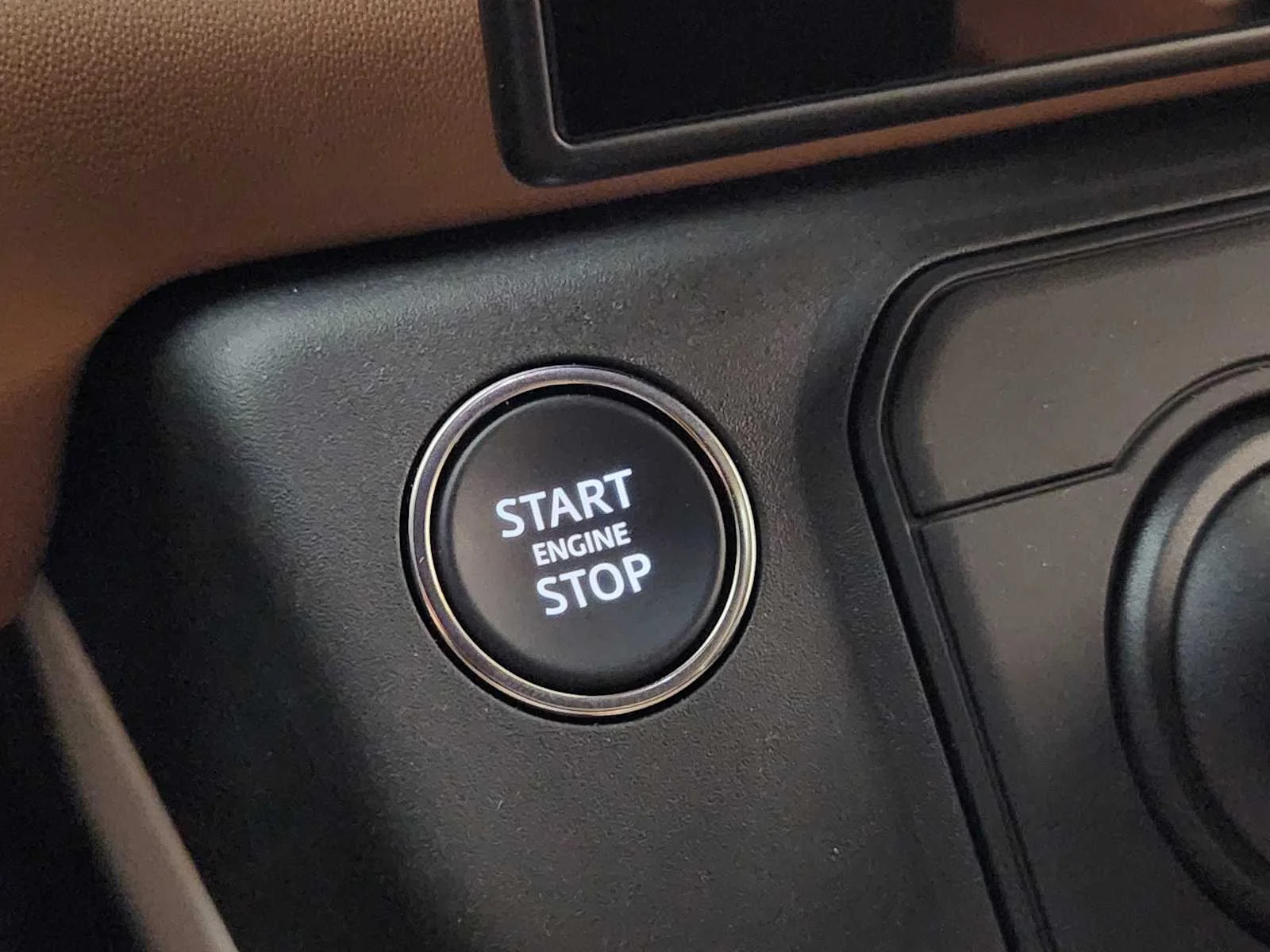 2026 Land Rover Defender X-Dynamic SE - Photo 34