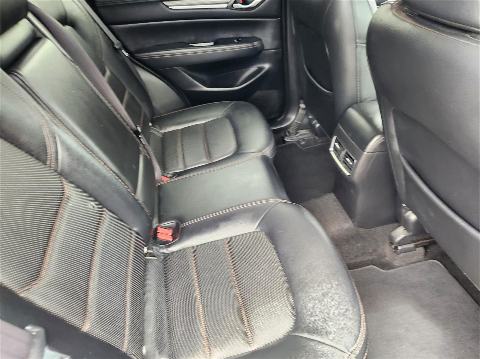 Used 2020 Sonic Silver Metallic Mazda Grand Touring image 32