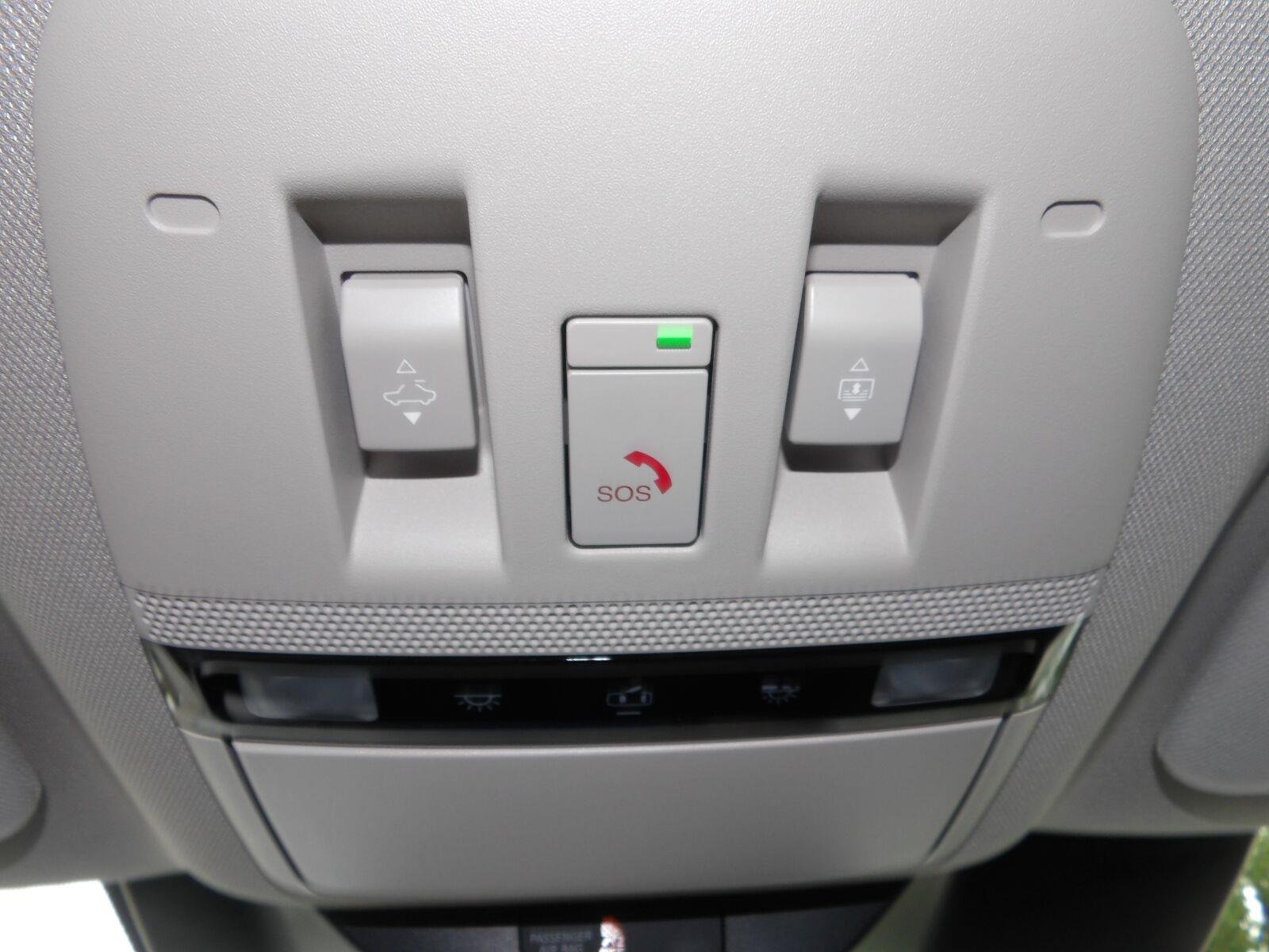 New 2026 Everest White Pearl TriCoat Nissan SL image 25
