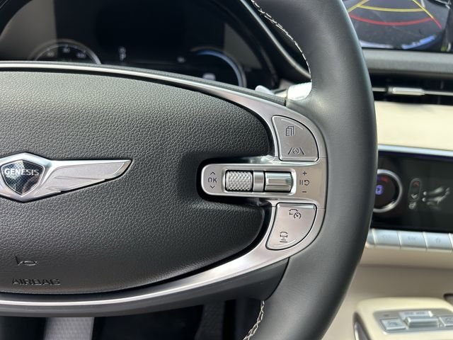 Used 2024 White Genesis 2.5T image 33