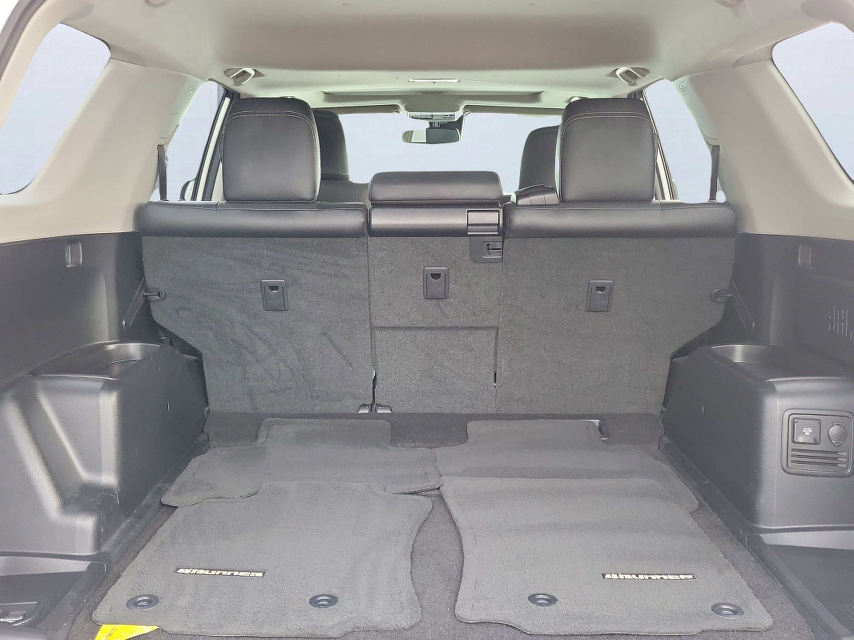 Used 2022 White Toyota Limited image 6