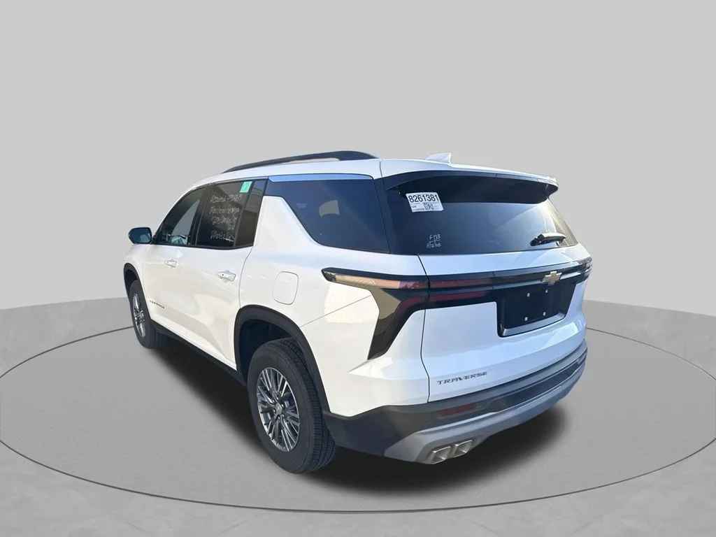 Used 2026 Summit White Chevrolet LT image 8