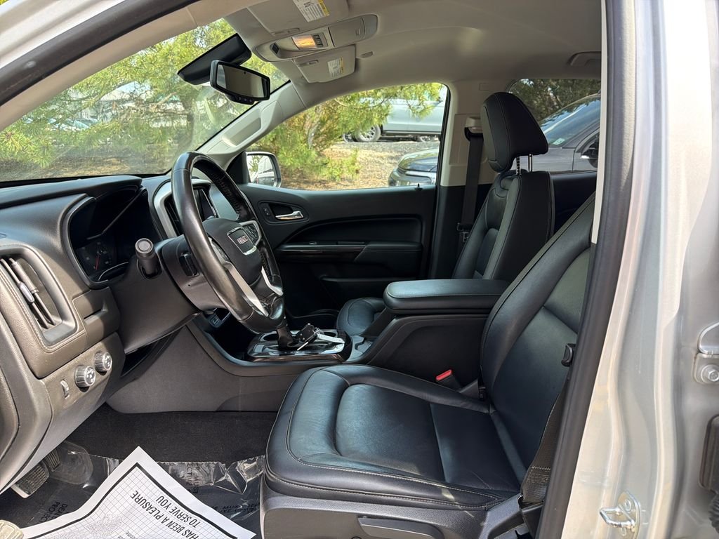 Used 2019 Quicksilver Metallic GMC SLT image 10