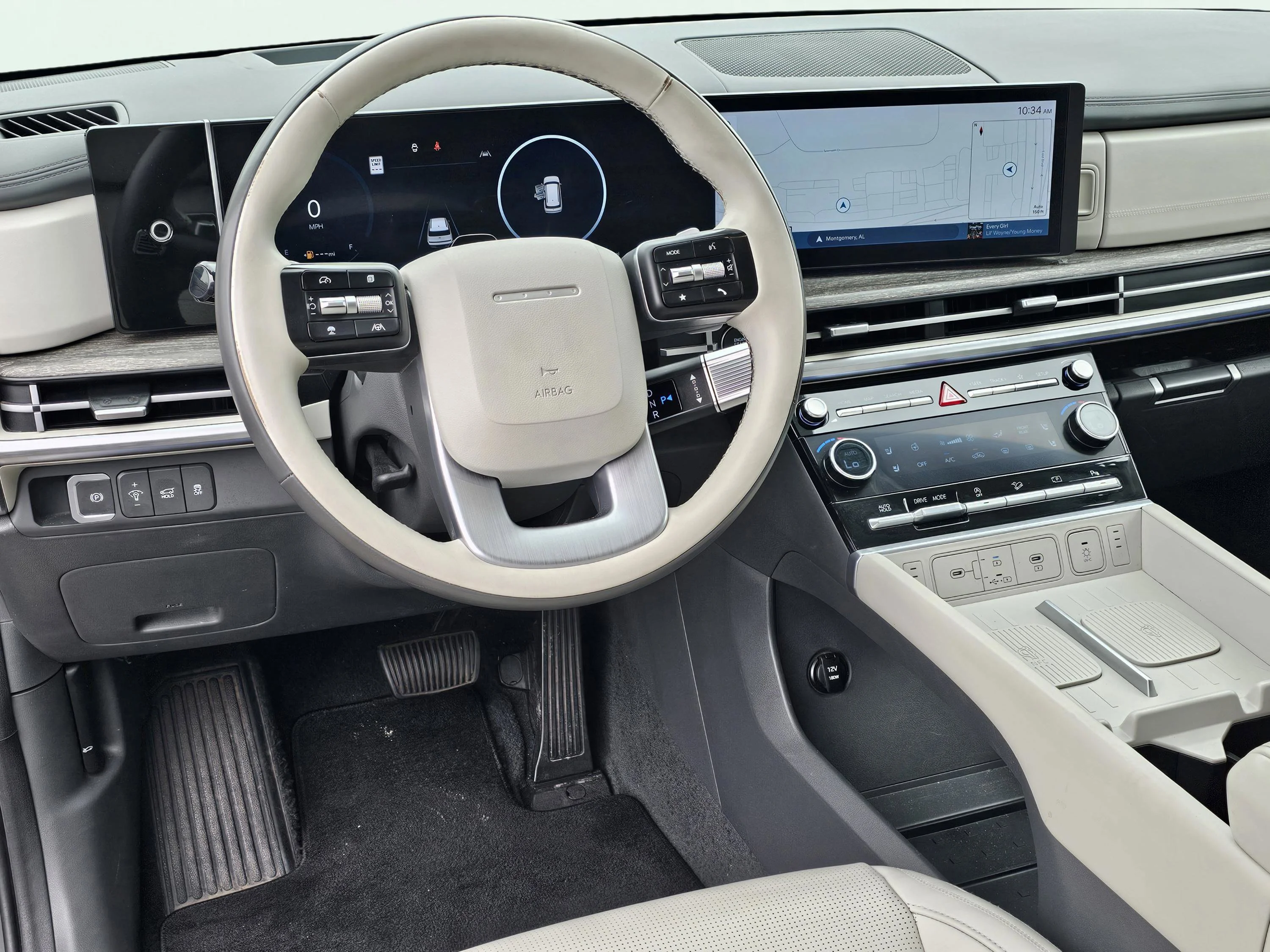 Used 2024 Hampton Gray Hyundai Calligraphy image 37