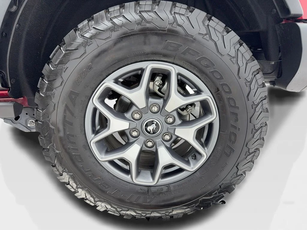 Used 2025 Red Ford Badlands image 55