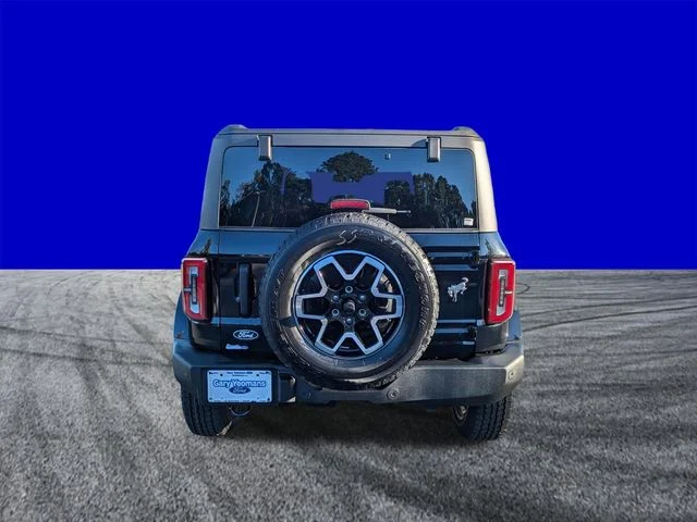 New 2026 Shadow Black Ford Outer Banks® image 4