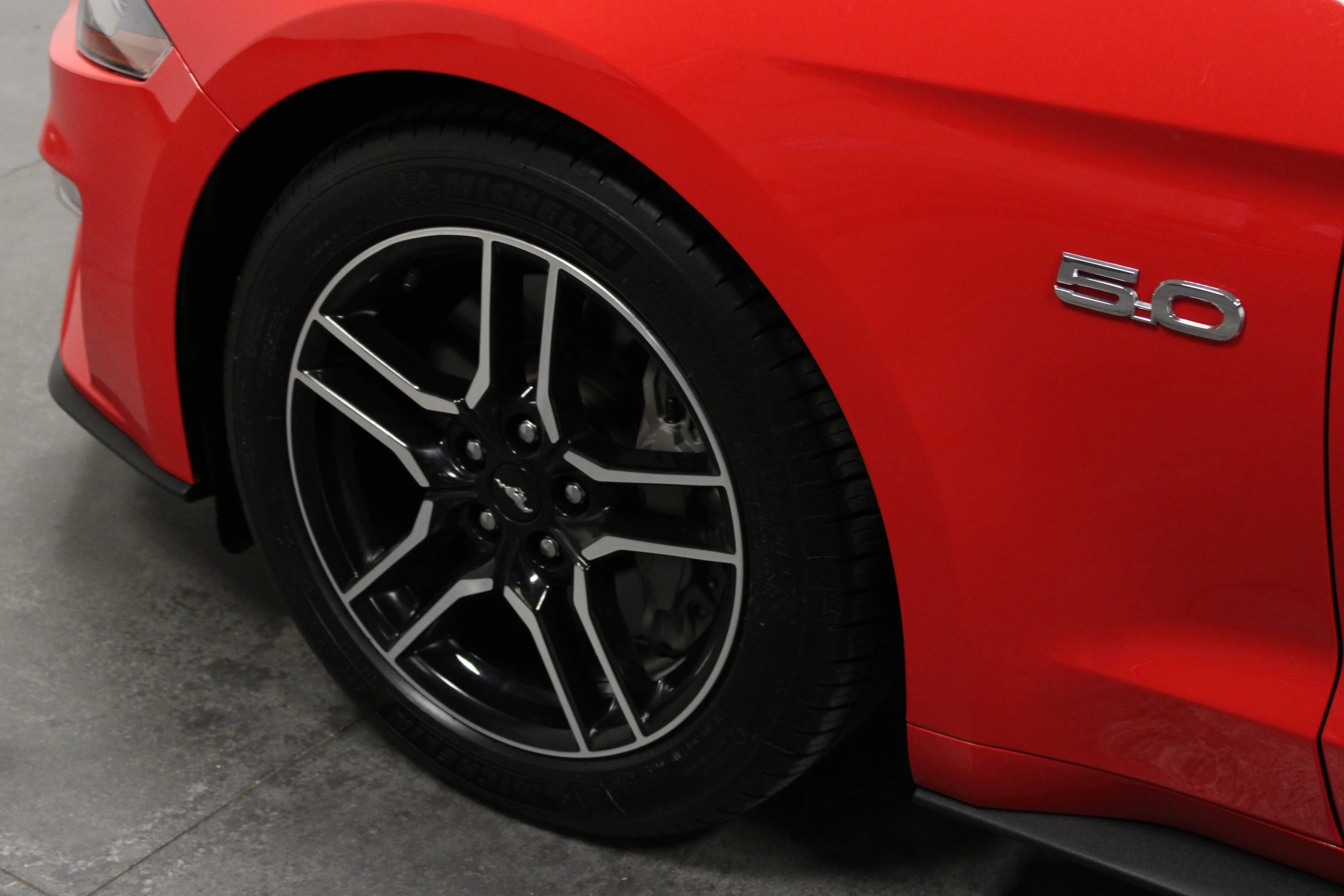 Used 2018 Race Red Ford GT image 10