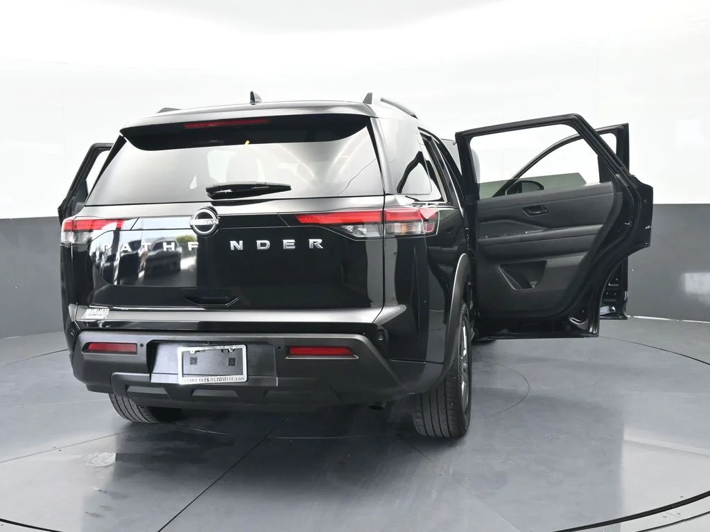 2025 Nissan Pathfinder SV - Photo 78