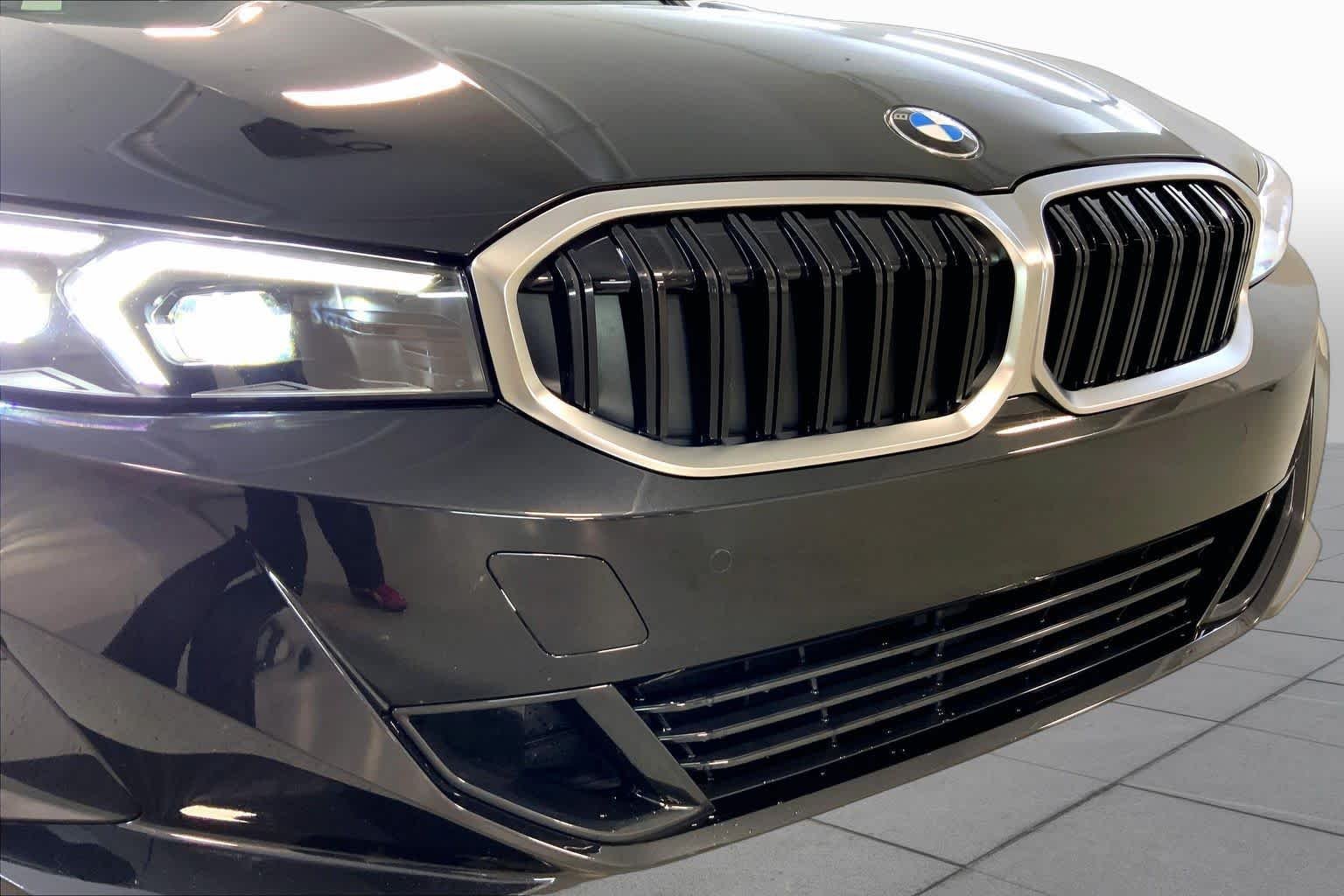 Used 2024 Black Sapphire Metallic BMW 330i xDrive image 32