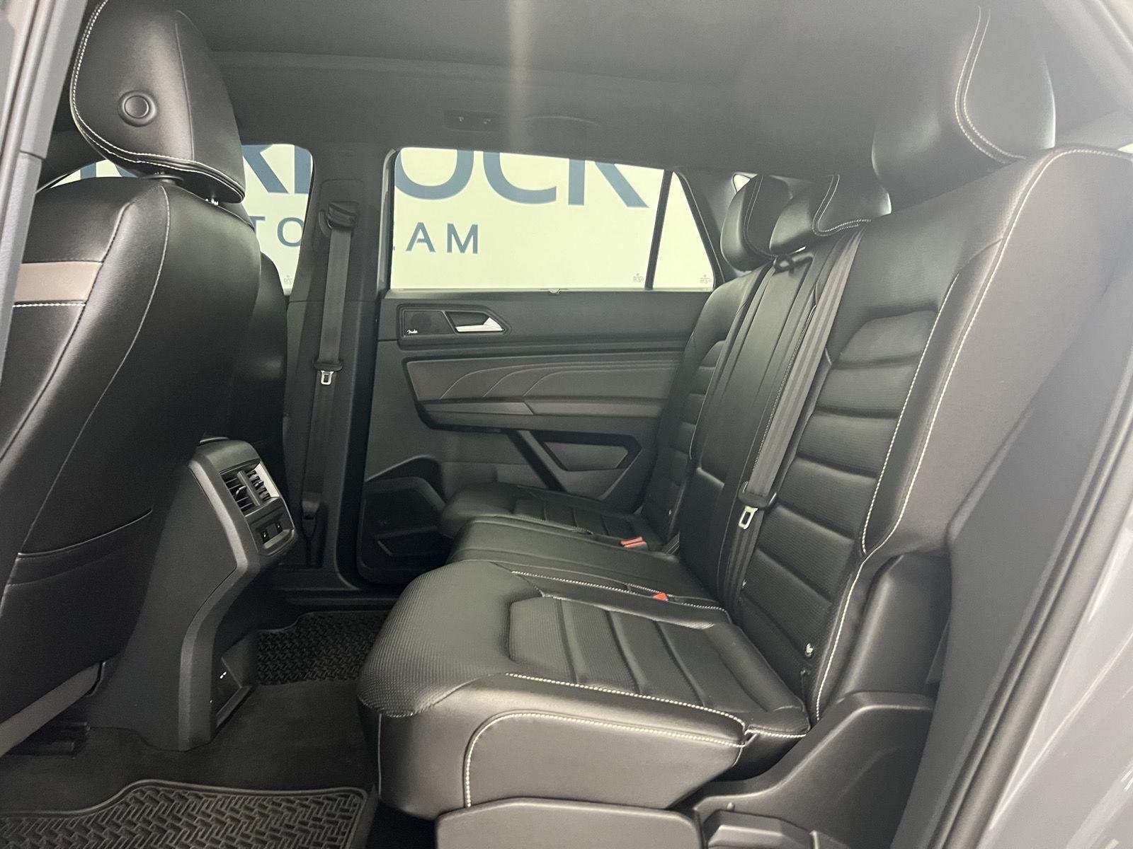 2023 Volkswagen Atlas Cross Sport SEL Premium R-Line - Photo 26