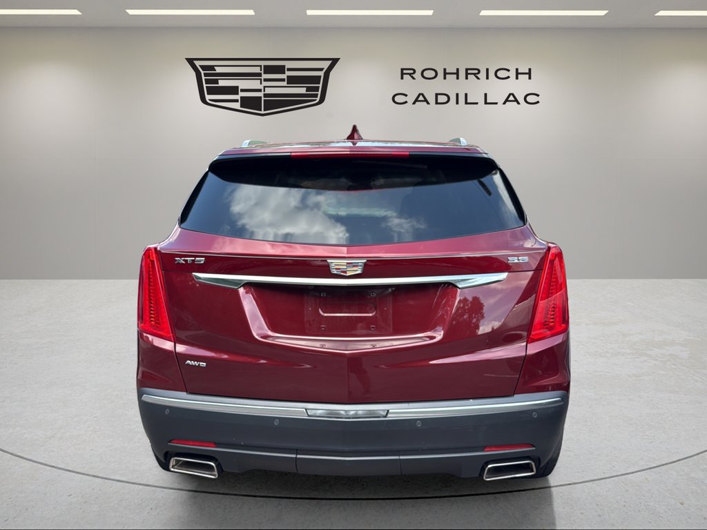 Used 2018 RED PASSION TINTCOAT Cadillac Luxury AWD image 5