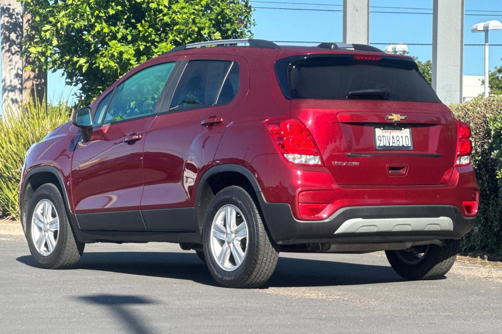Used 2022 Crimson Metallic Chevrolet LT image 6