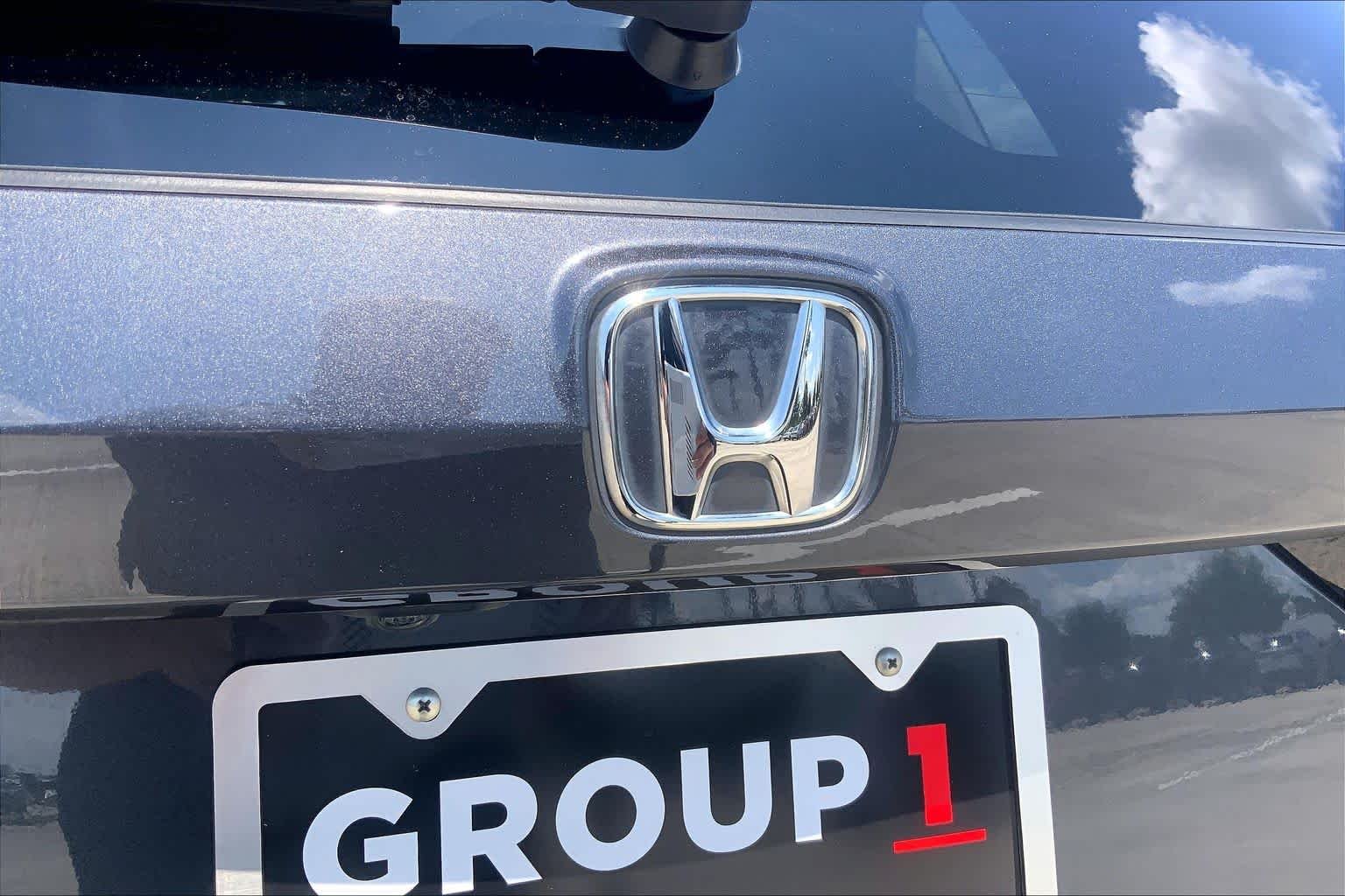 Used 2025 Meteorite Gray Metallic Honda EX-L image 10