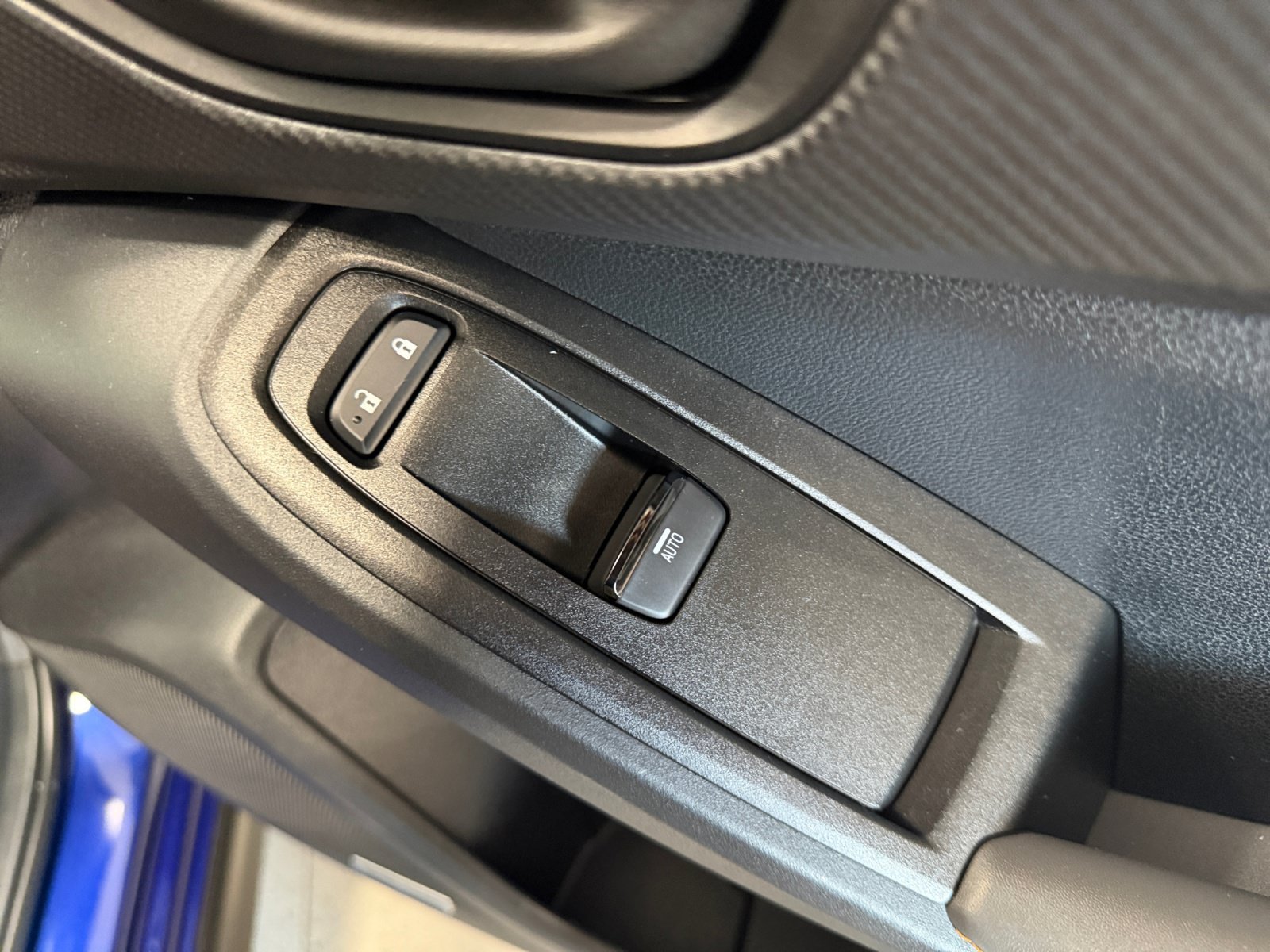Used 2024 Sapphire Blue Pearl Subaru Wilderness image 34