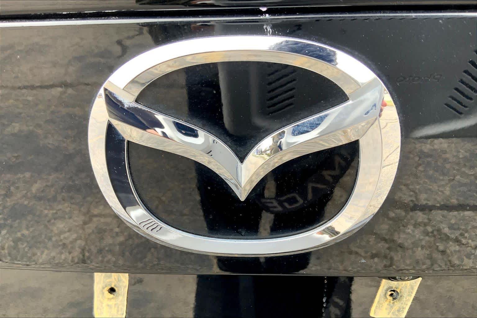 Used 2025 Jet Black Mica Mazda S Premium Package image 33