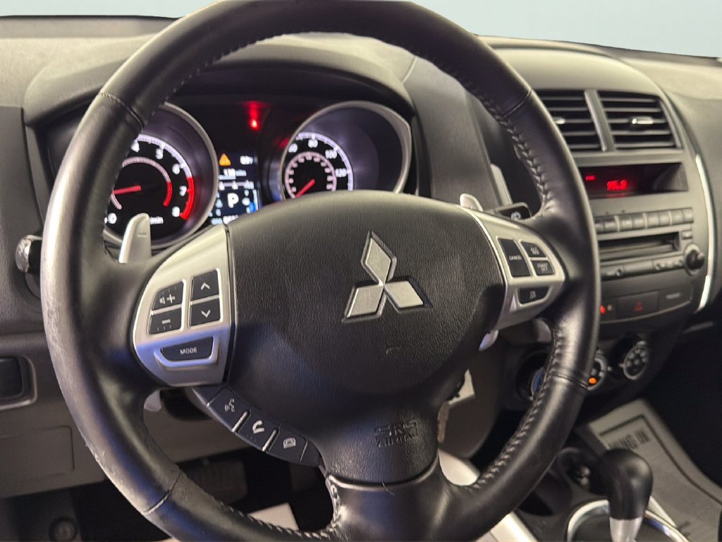 Used 2011 Gray Mitsubishi ES image 21