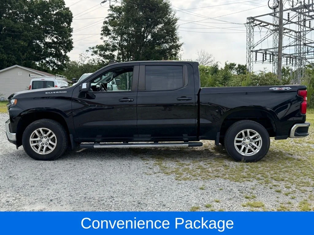 Used 2020 Black Chevrolet LT image 9