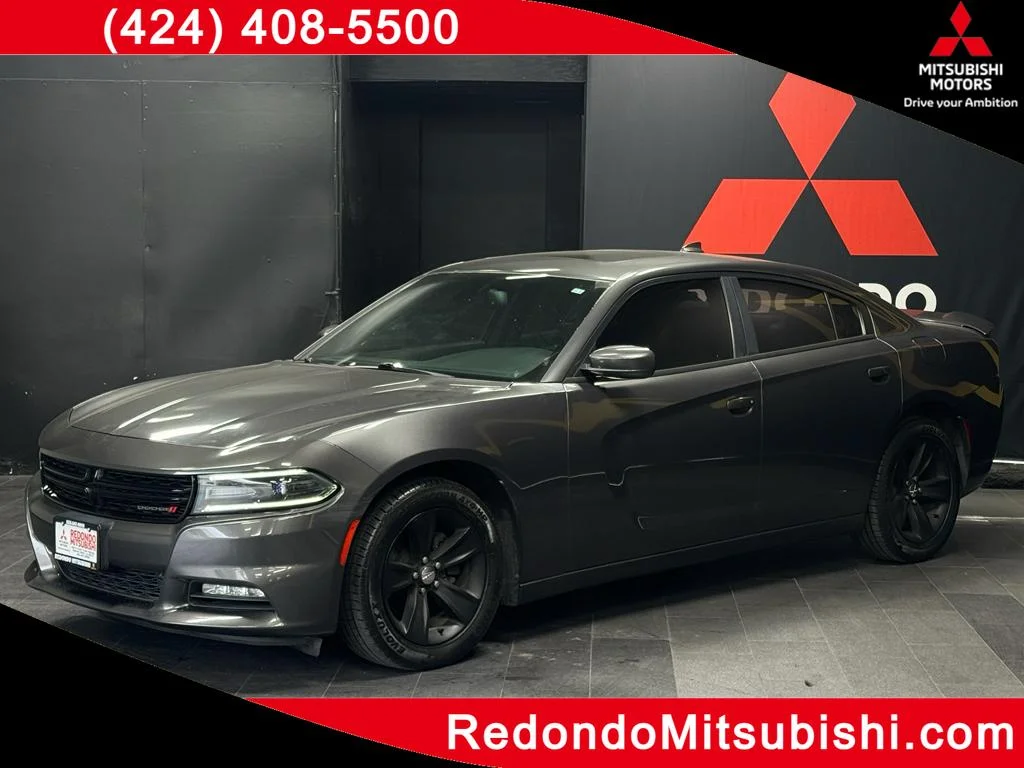 2016 Dodge Charger SXT's photo