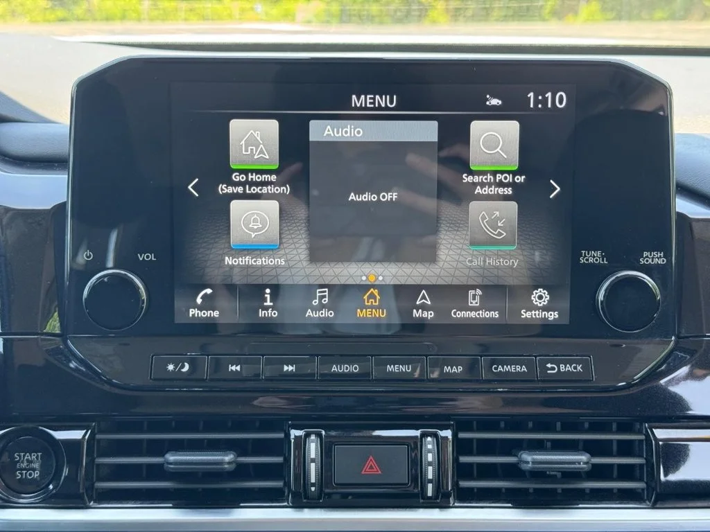 Used 2025 Brilliant Silver Metallic Nissan SL image 15