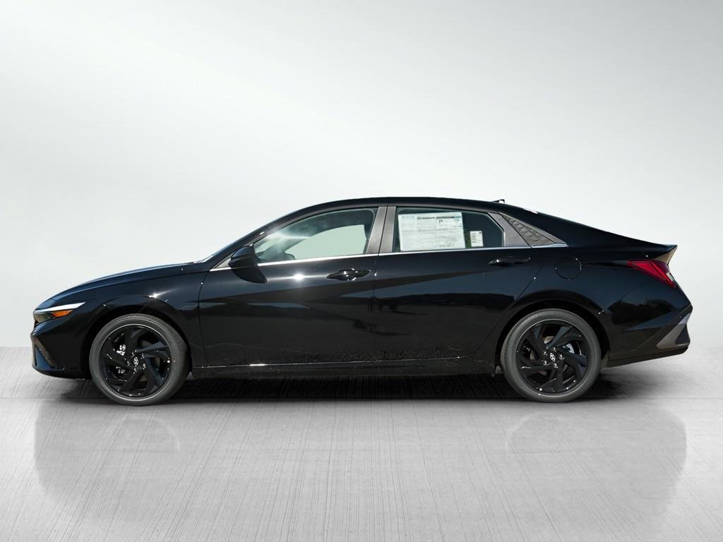 New 2026 Abyss Black Hyundai SEL Sport Premium Sedan FWD image 27