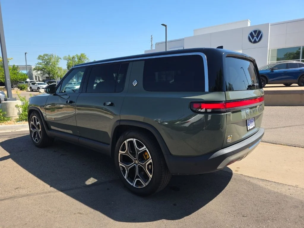 Used 2022  Rivian Launch Edition image 3