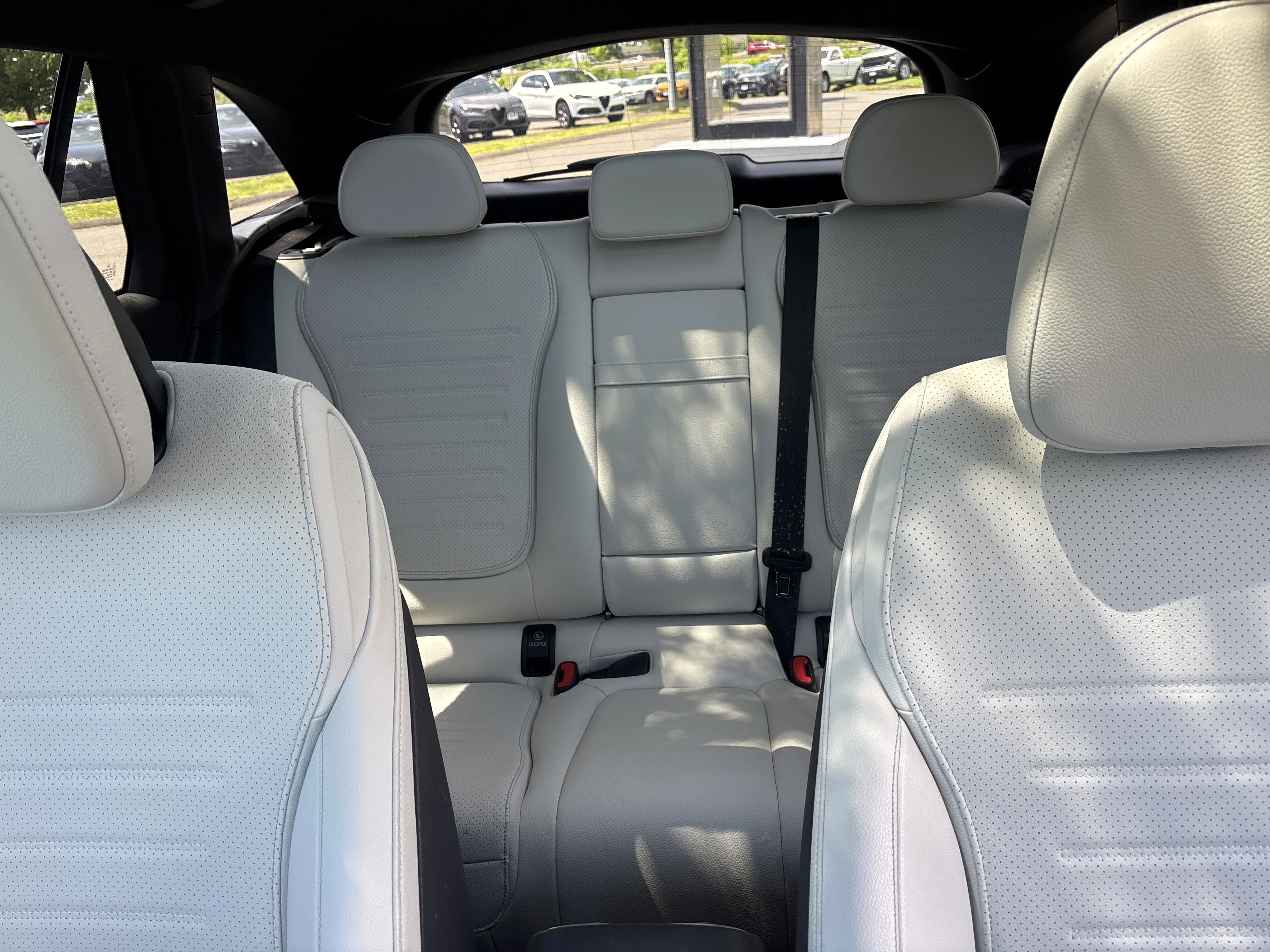 Used 2023 Black Mercedes-Benz GLC 300 image 32