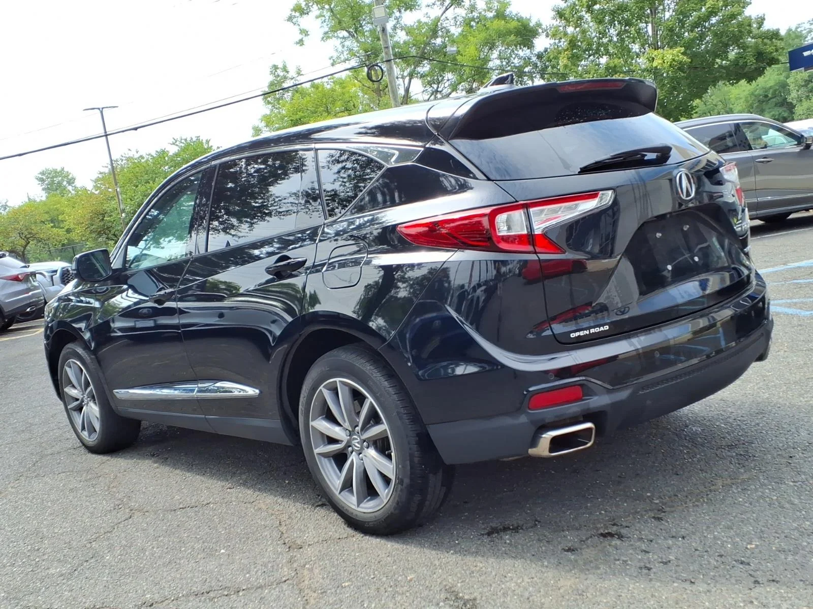 Used 2024 Majestic Black Pearl Acura SH-AWD TECH image 6