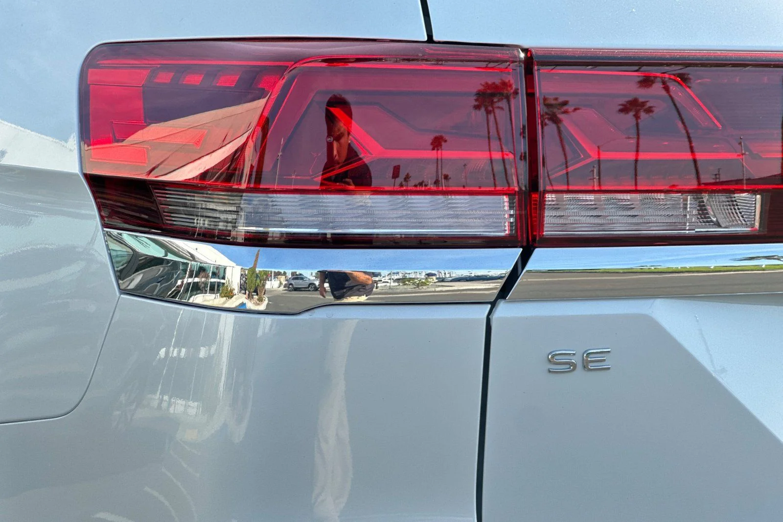 2026 Volkswagen Atlas SE w/Tech - Photo 7