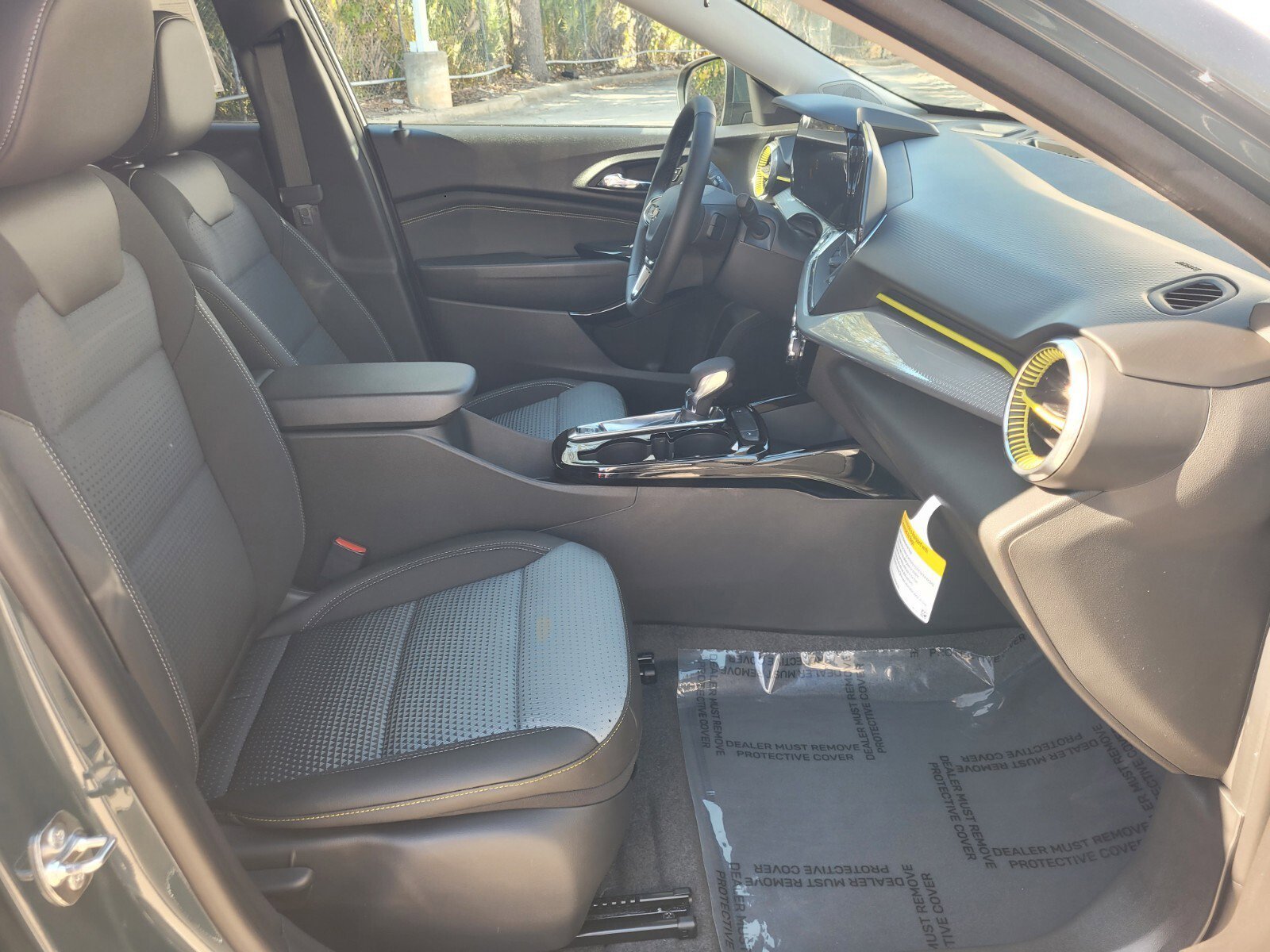 2026 Chevrolet Trax LT - Photo 11