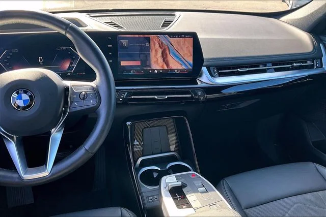 2025 BMW X1 28i - Photo 6