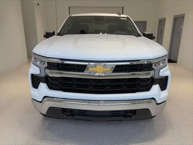 2026 Chevrolet Silverado 1500 LT - Photo 2