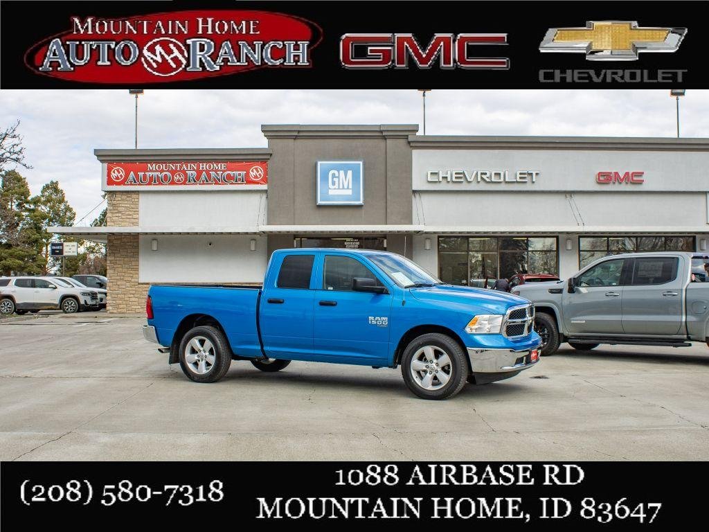 2024 RAM Ram 1500 Classic SLT