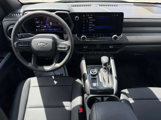 Used 2024 Sand Dune Metallic Chevrolet Trail Boss image 20
